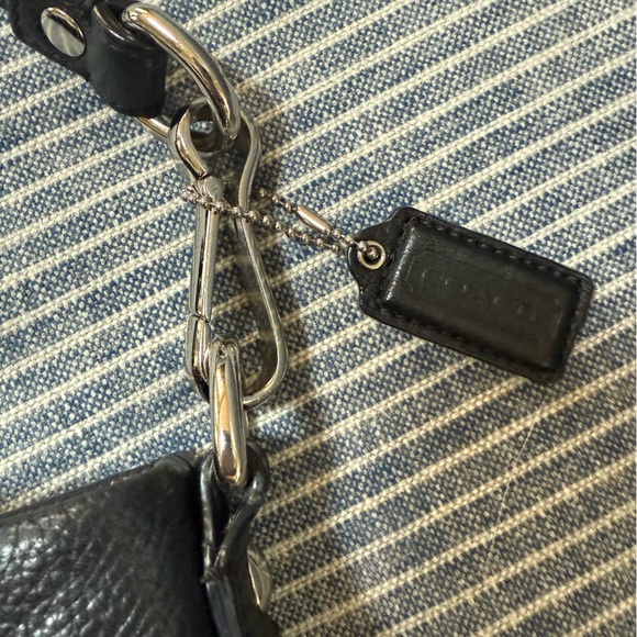 COACH Brooke Convertible Duffle Black Pebble Leather Hobo Bag F17165 - Picture 9 of 16